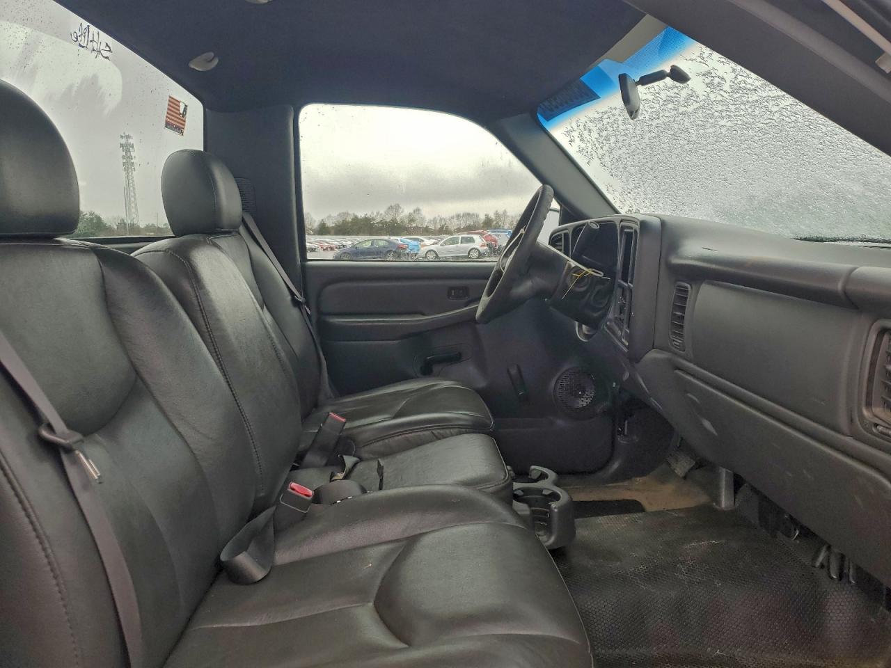 2004 Chevrolet Silverado C2500 Heavy Duty VIN: 1GCHC24U84E291598 Lot: 95606995