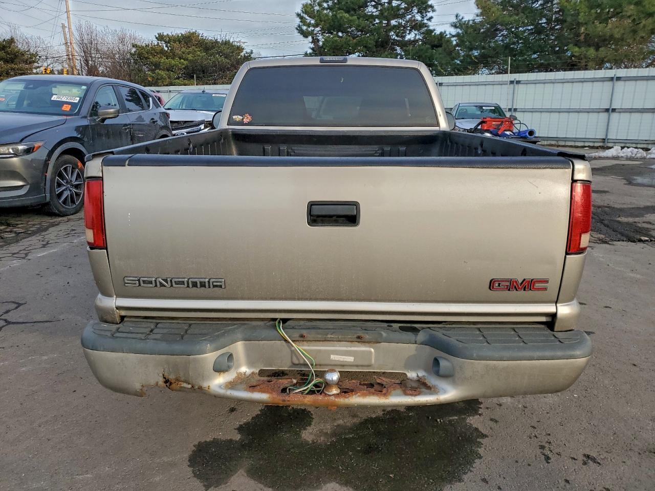 1998 GMC Sonoma VIN: 1GTCS1446WK526415 Lot: 96150385