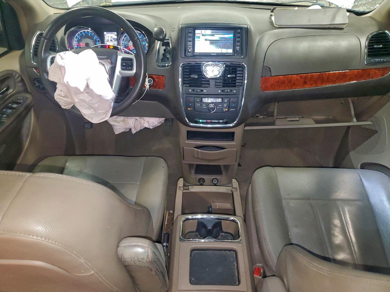 2016 Chrysler Town & Country Touring VIN: 2C4RC1BG0GR301737 Lot: 94415505