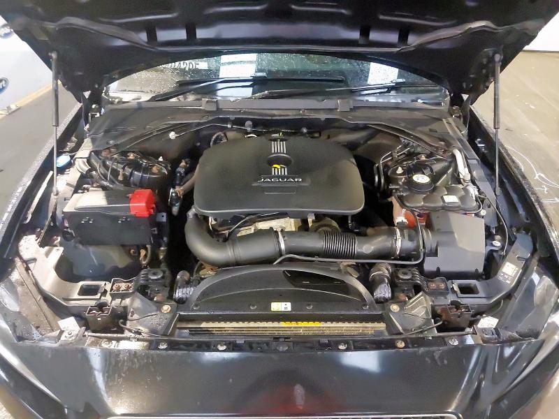 2016 JAGUAR XE 2.0 R-SPORT 4DR AUTO