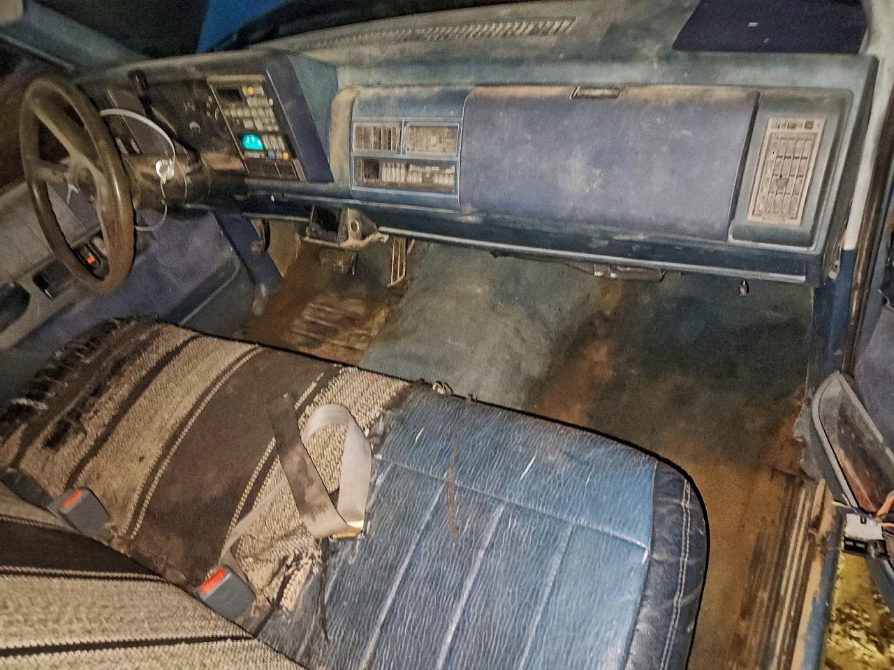 1990 Chevrolet Gmt-400 C1500 VIN: 1GCDC14K7LE163603 Lot: 94262465