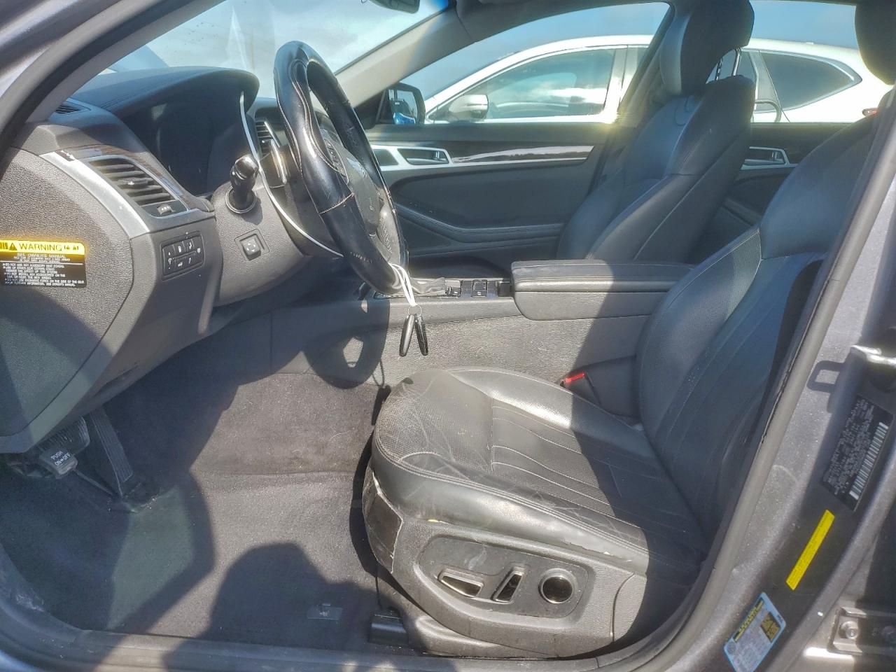 2016 Hyundai Genesis 3.8L VIN: KMHGN4JE0GU106139 Lot: 94450025