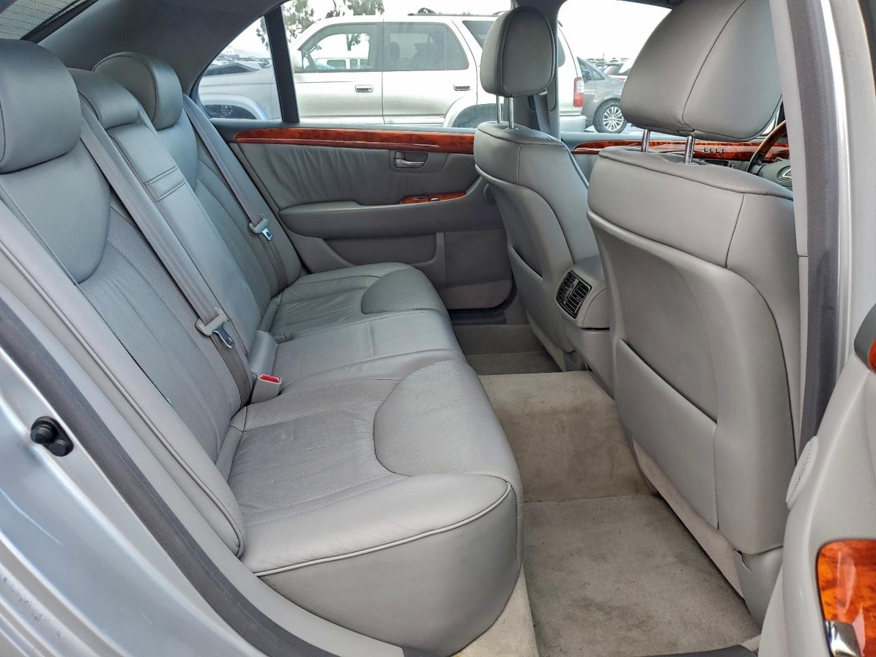 2005 Lexus Ls 430 VIN: JTHBN36F055024637 Lot: 97333135