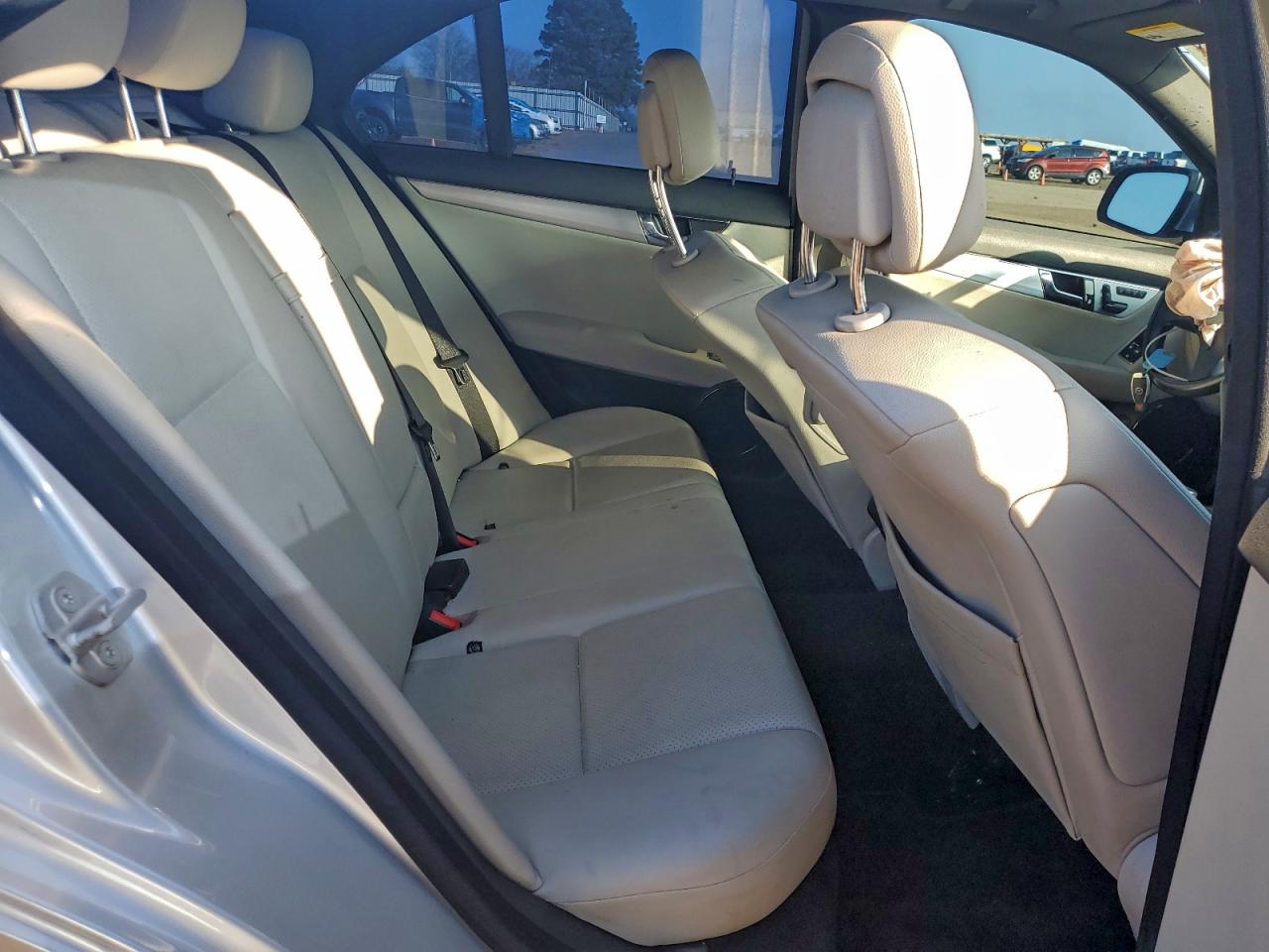 2009 Mercedes-Benz C 300 VIN: WDDGF54X19R057436 Lot: 95904465