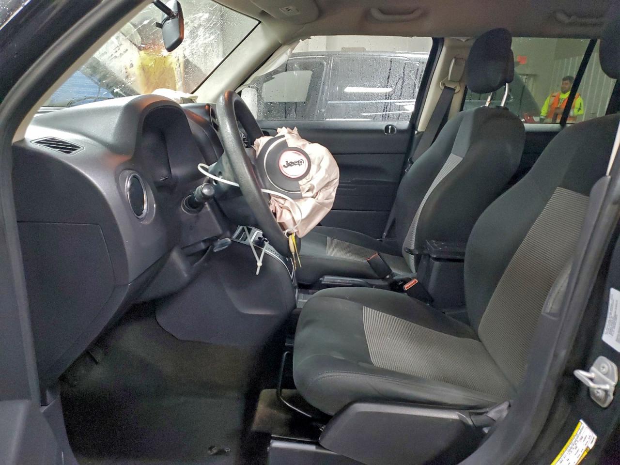 2015 Jeep Patriot Sport VIN: 1C4NJPBA4FD342182 Lot: 97756385