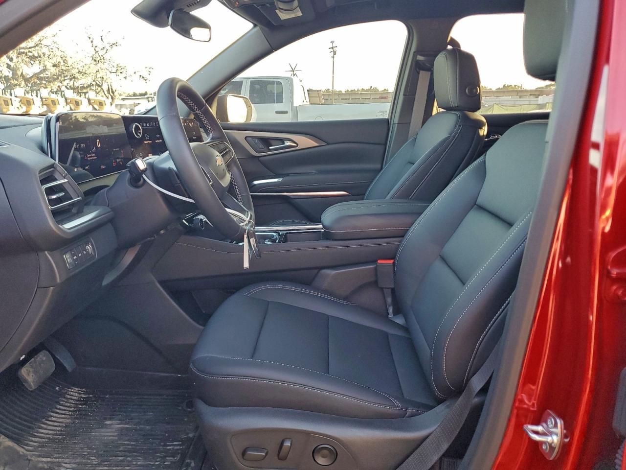 2025 Chevrolet Traverse Lt VIN: 1GNEVGRS8SJ270165 Lot: 97541285