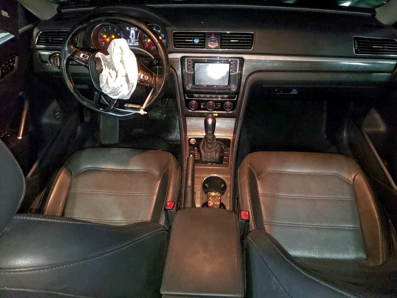 2017 Volkswagen Passat Se VIN: 1VWBT7A38HC033899 Lot: 94718685