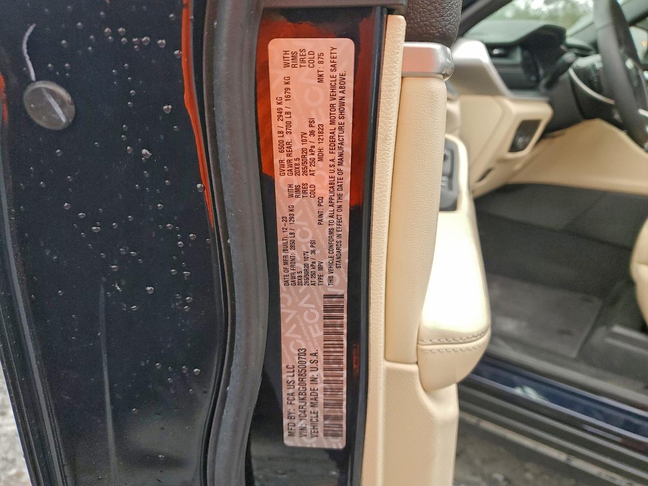 2024 Jeep Grand Cherokee L Limited VIN: 1C4RJKBG0R8500703 Lot: 94632615