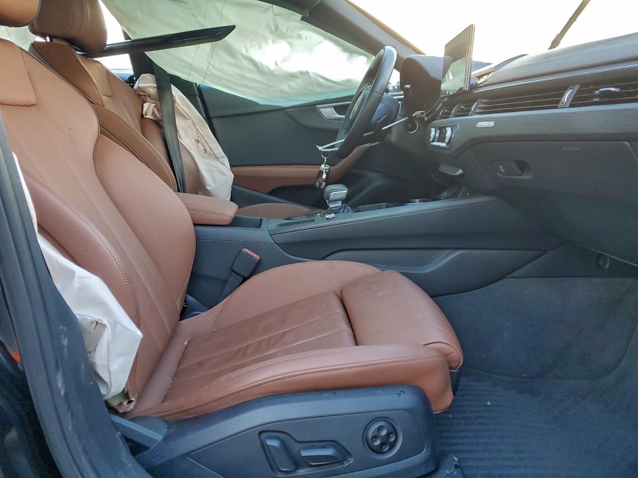 2022 Audi A4 Premium 45 VIN: WAUDAAF49NN002268 Lot: 94431085