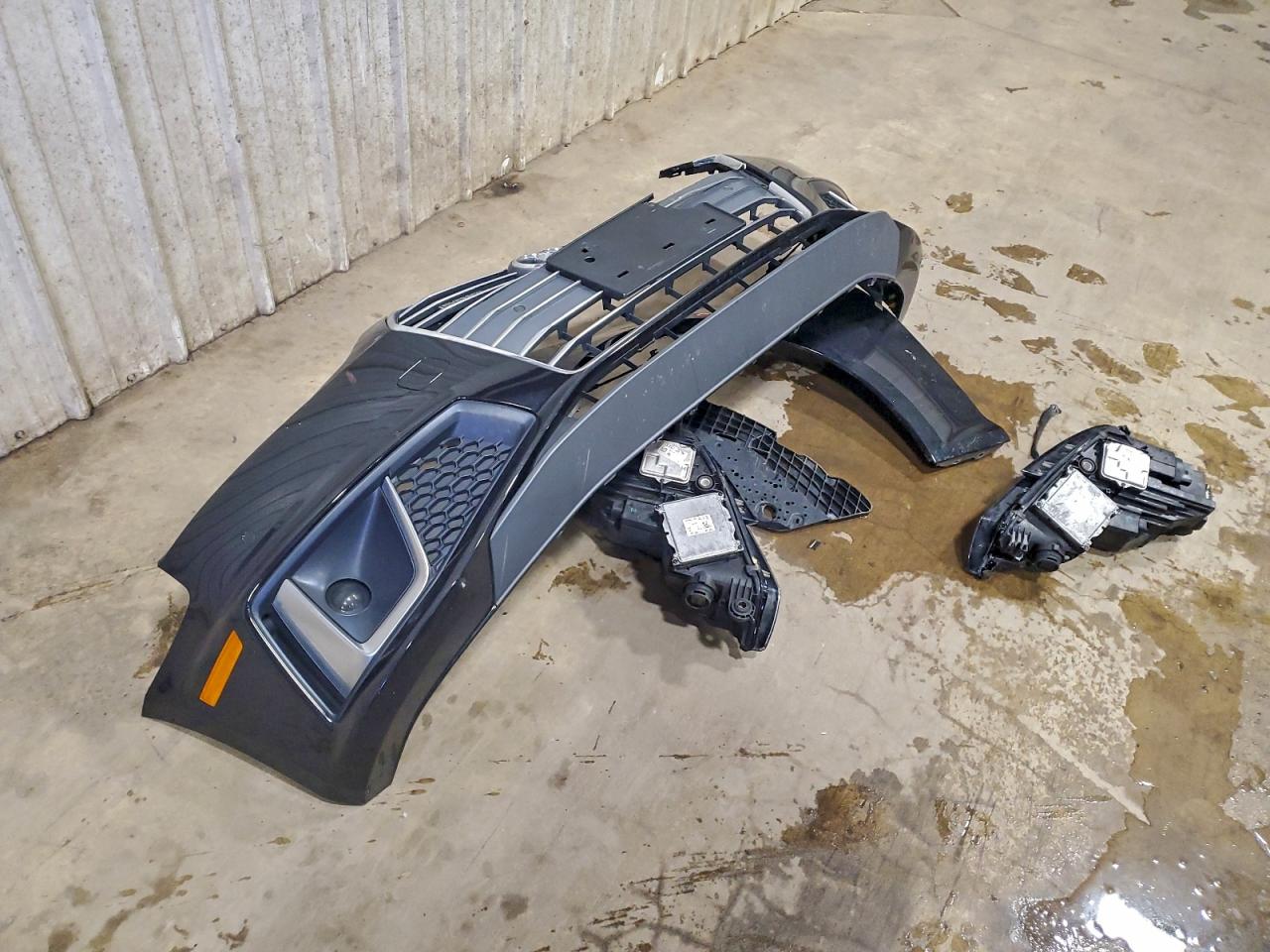 2019 Audi A4 Premium Plus VIN: WAUENAF40KA070700 Lot: 95630735