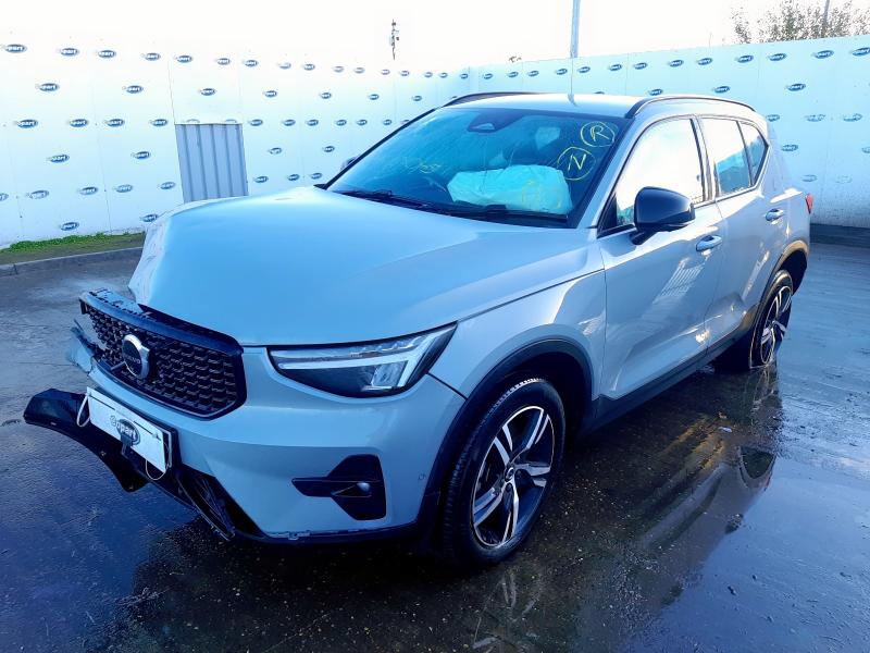 2023 VOLVO XC40 2.0 B3P PLUS DARK 5DR AUTO for sale at Copart SANDTOFT