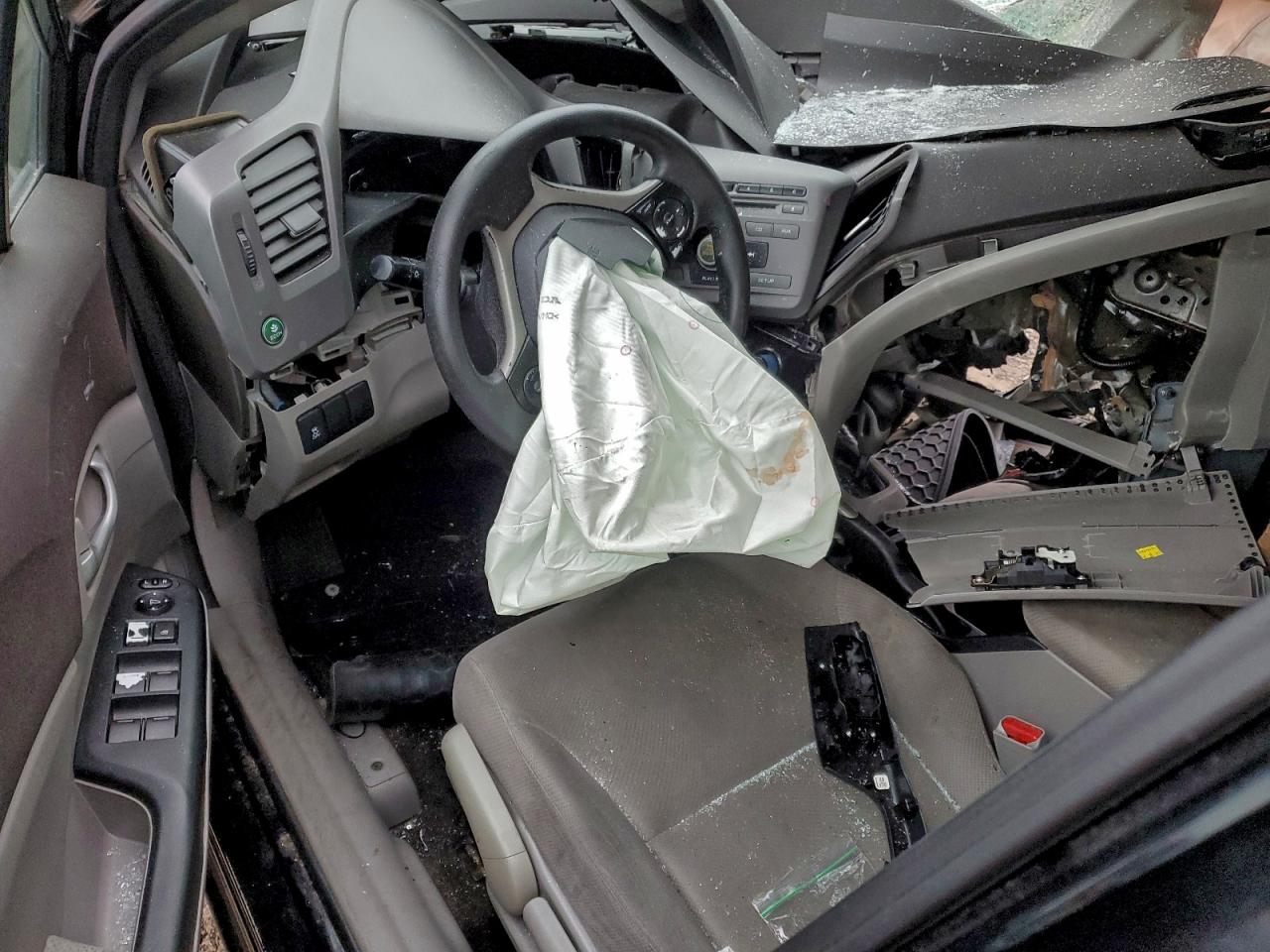 2012 Honda Civic Lx VIN: 2HGFB2F52CH581084 Lot: 95330345