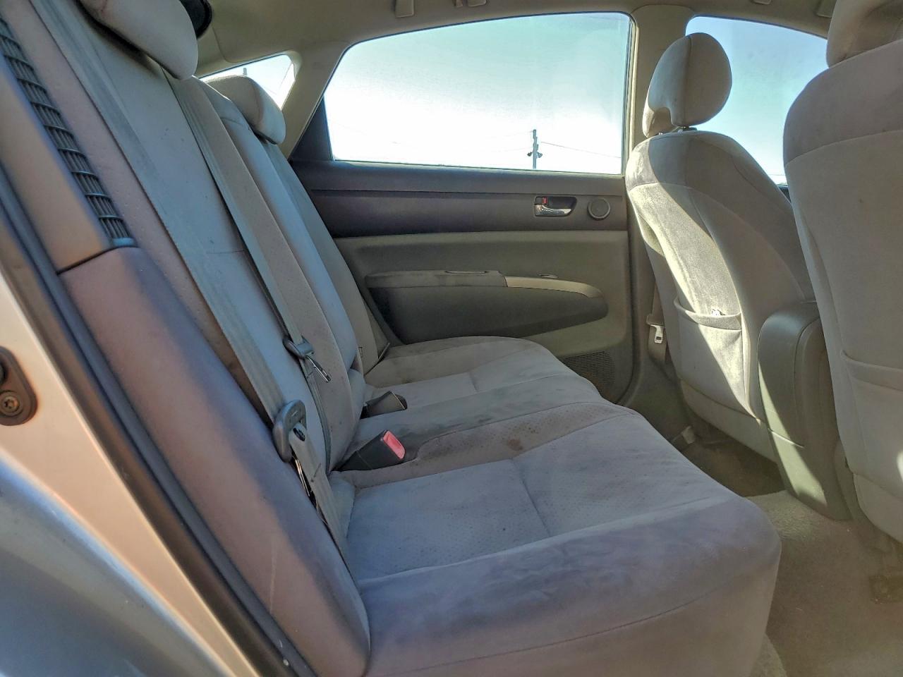 2004 Toyota Prius VIN: JTDKB20U740028112 Lot: 95799615