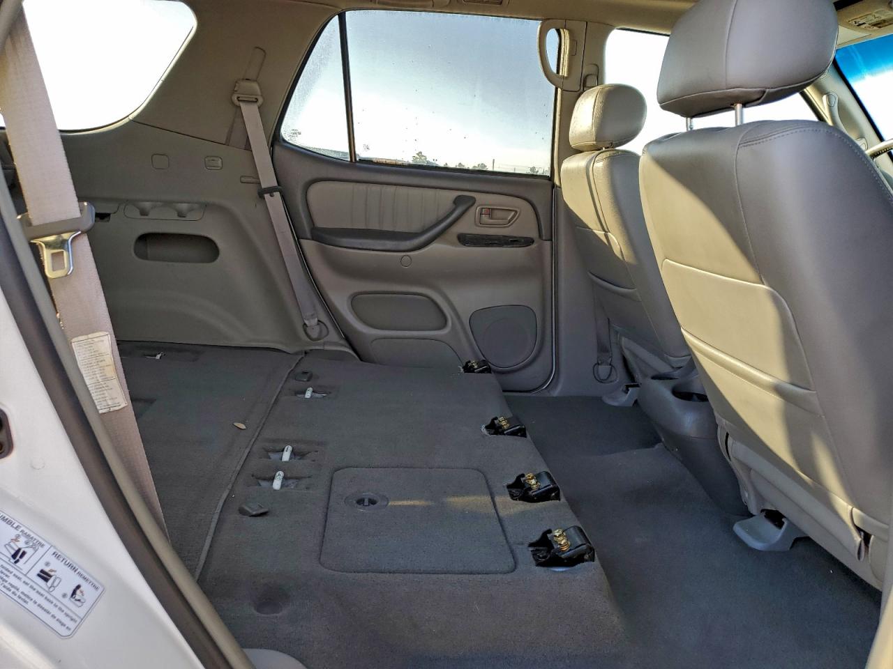 2004 Toyota Sequoia Limited VIN: 5TDBT48A44S226551 Lot: 96365295