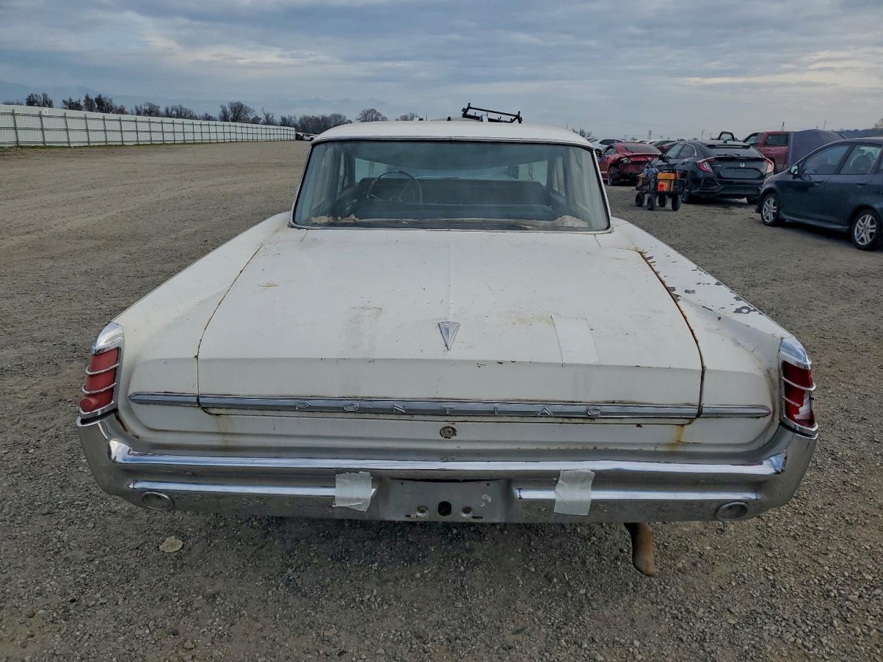 1963 Pontiac Starchief VIN: 663S30028 Lot: 95466015