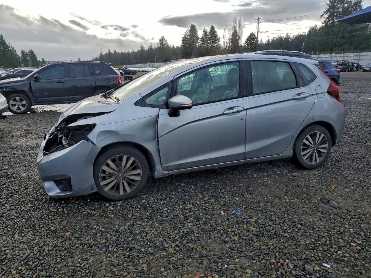 2017 Honda Fit Ex VIN: 3HGGK5H99HM702207 Lot: 97215535