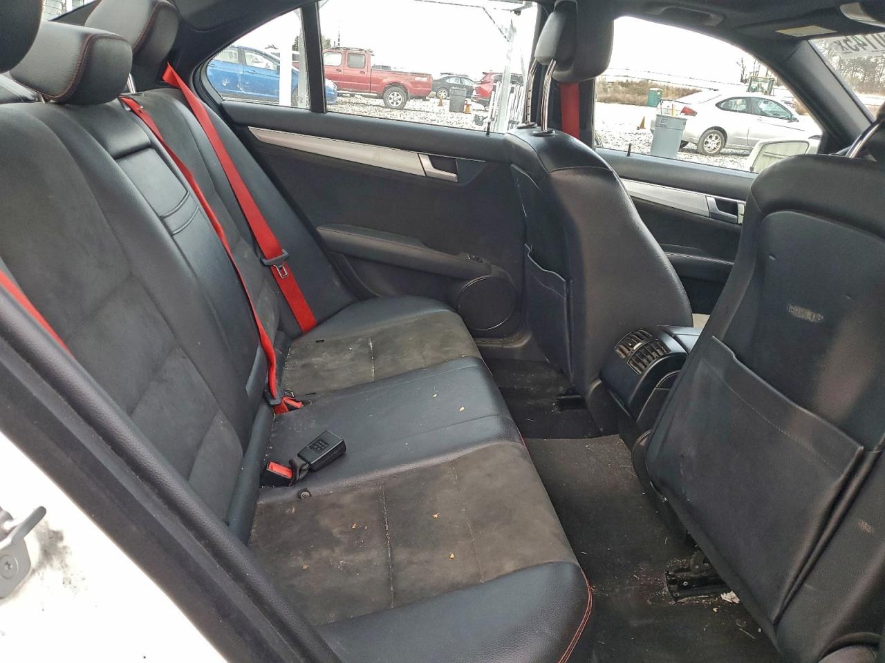 2013 Mercedes-Benz C 350 VIN: WDDGF5HB7DA755748 Lot: 94750145