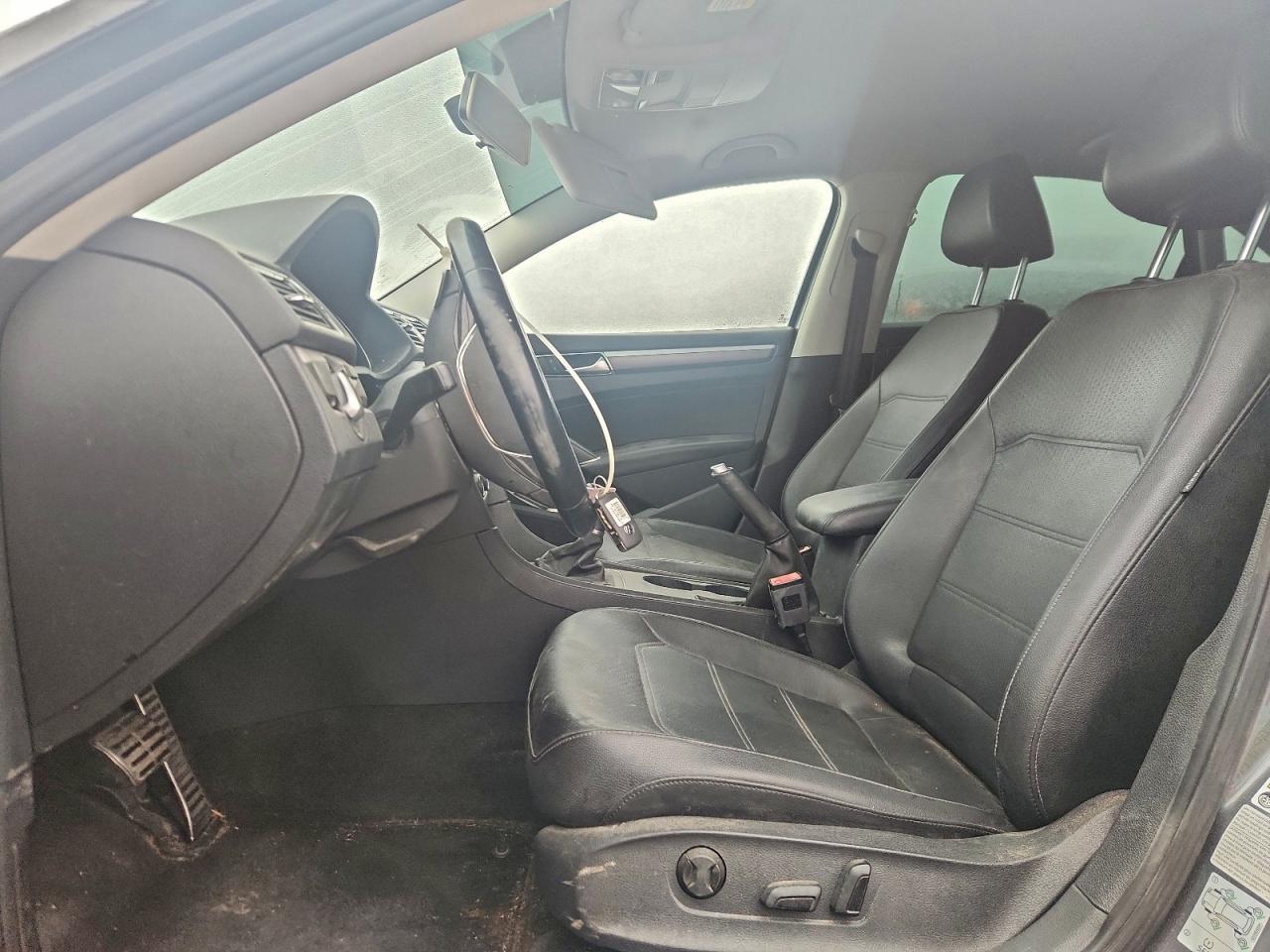 2016 Volkswagen Passat S VIN: 1VWAT7A34GC039824 Lot: 95895885