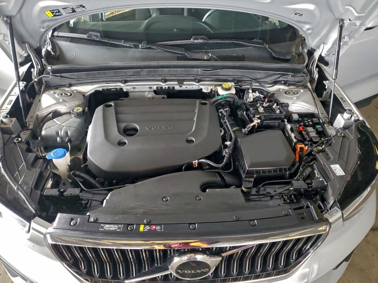 2024 Volvo Xc40 Core VIN: YV4L12UK8R2342098 Lot: 96051845