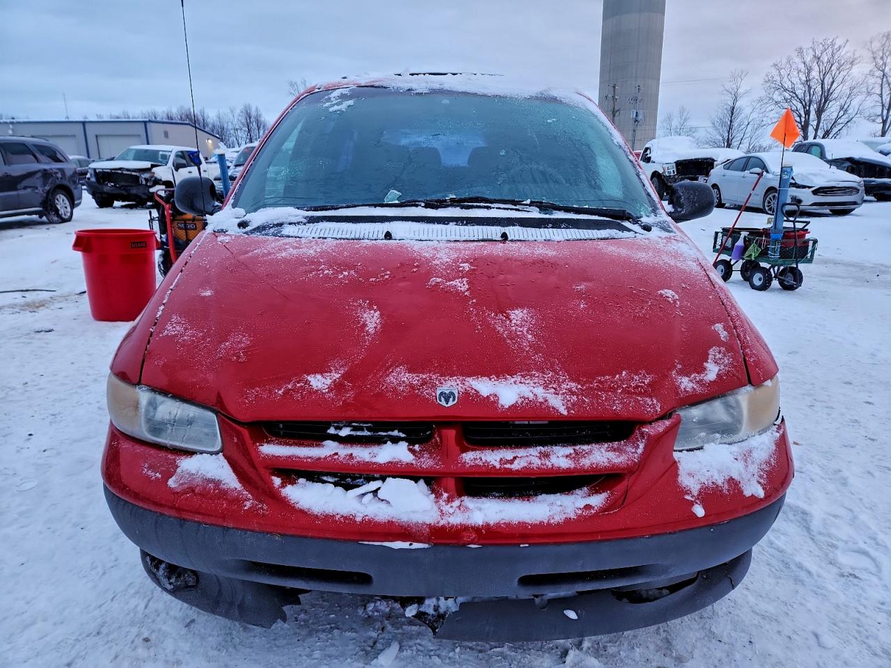 1999 Dodge Grand Caravan VIN: 2B4GP2432XR115061 Lot: 95209065