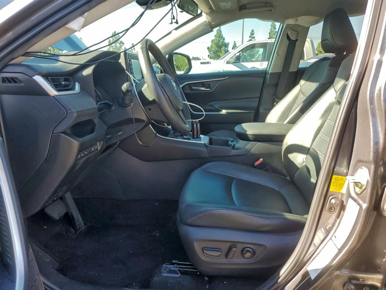 2022 Toyota Rav4 Xle Premium VIN: 2T3B6RFV7NW034681 Lot: 96535805