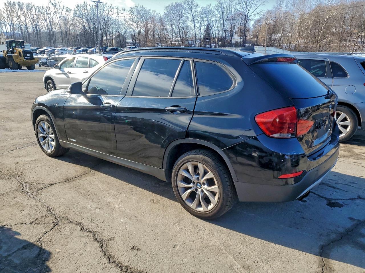 Фото: WBAVL1C53EVY24530