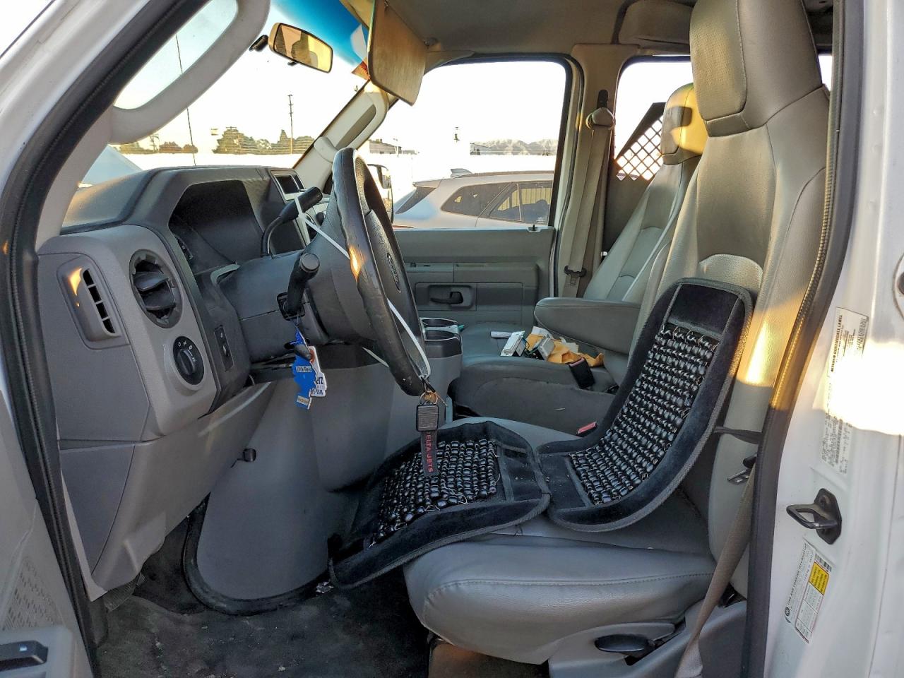 2014 Ford E350 Delivery Van VIN: 1FTSE3EL7EDA77396 Lot: 95308005