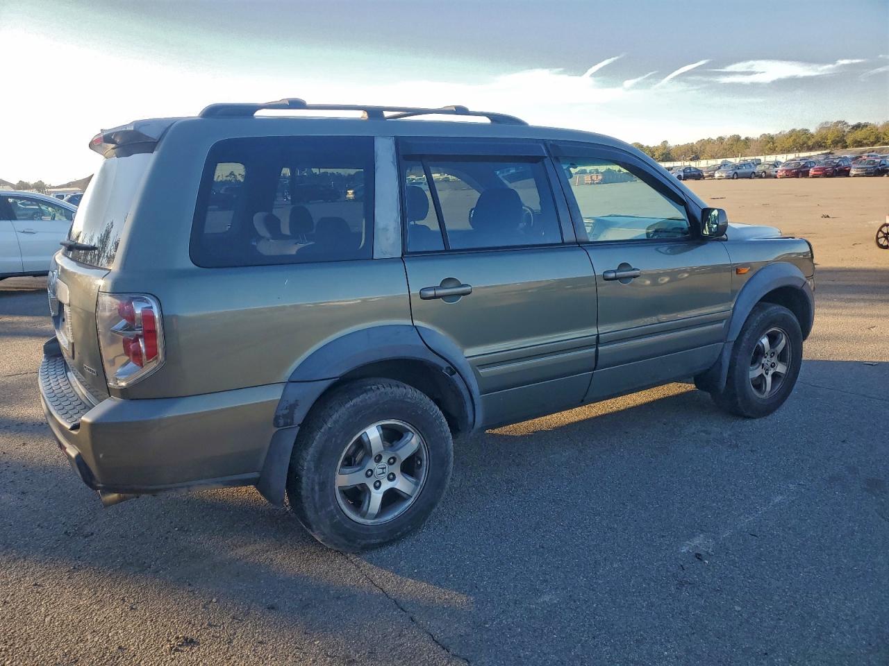 2008 Honda Pilot Ex VIN: 5FNYF184X8B007985 Lot: 97592385