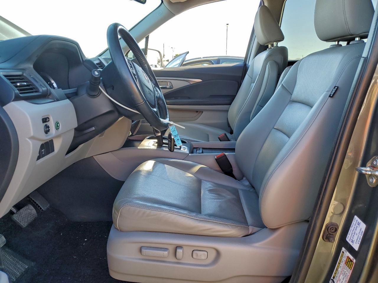 2019 Honda Ridgeline Rtl VIN: 5FPYK3F63KB001455 Lot: 95789085