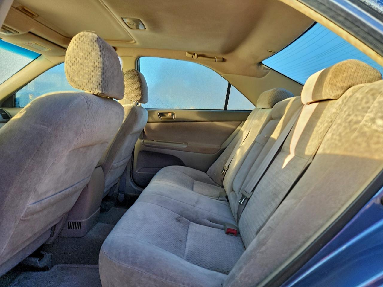 2003 Toyota Camry Le VIN: 4T1BE32K13U680798 Lot: 95933305