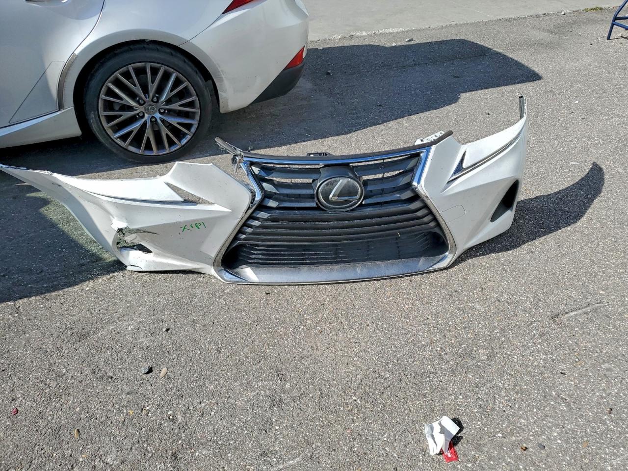 2017 Lexus Is 200T VIN: JTHBA1D20H5042818 Lot: 95855675