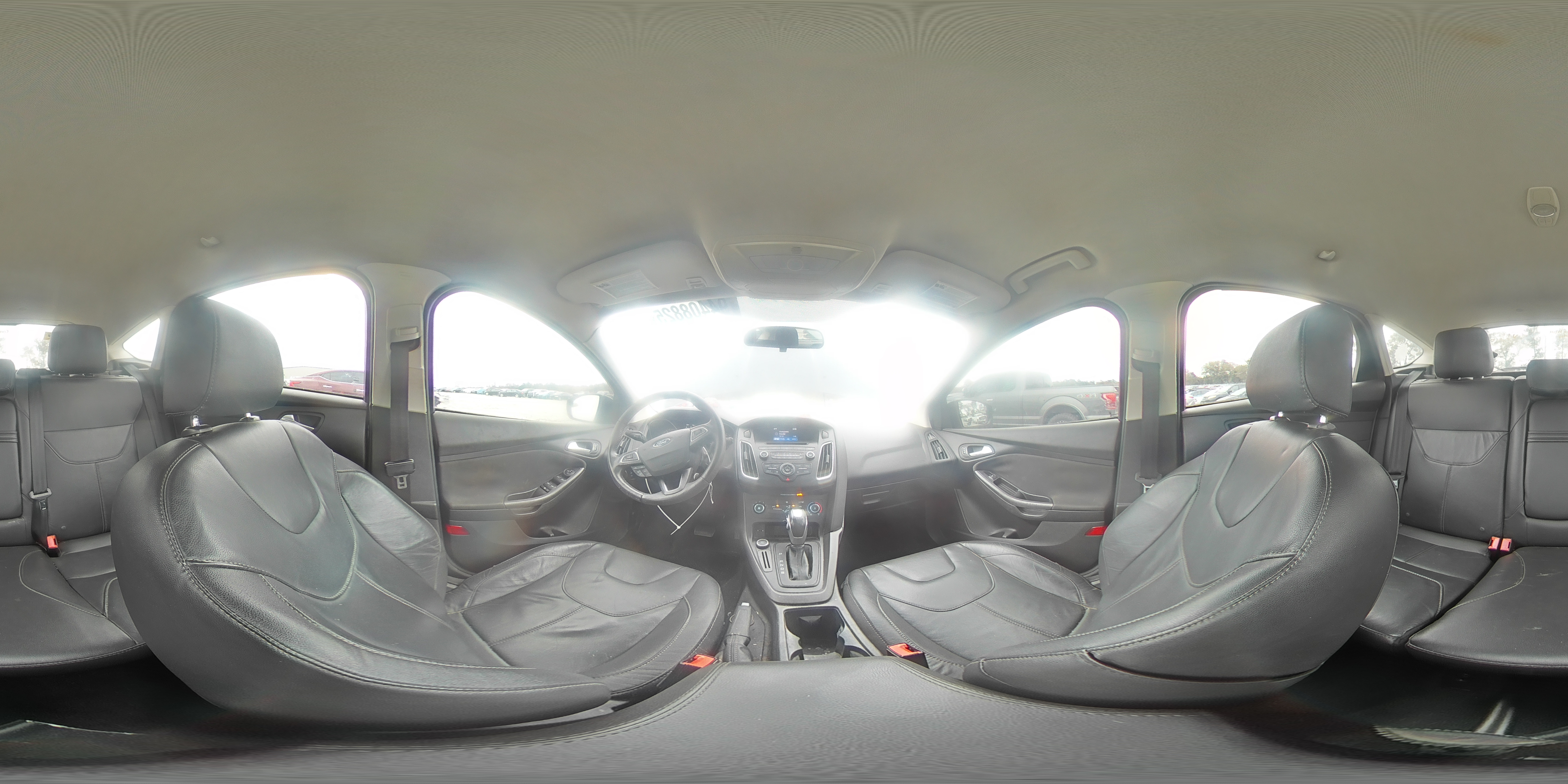 2016 Ford Focus Se VIN: 1FADP3K21GL277638 Lot: 94408825