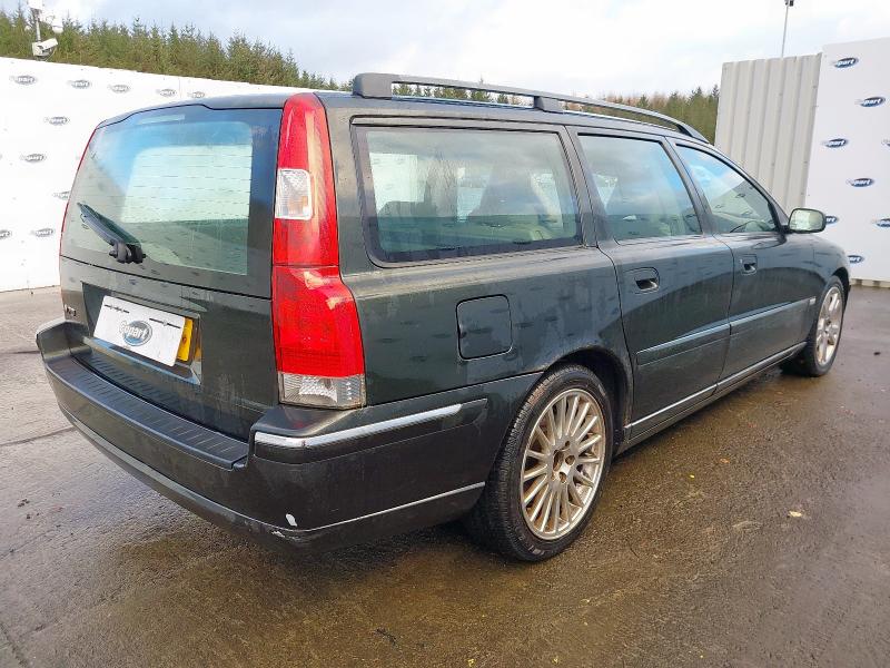 2005 VOLVO V70 2.4D SE 5DR GEARTRONIC