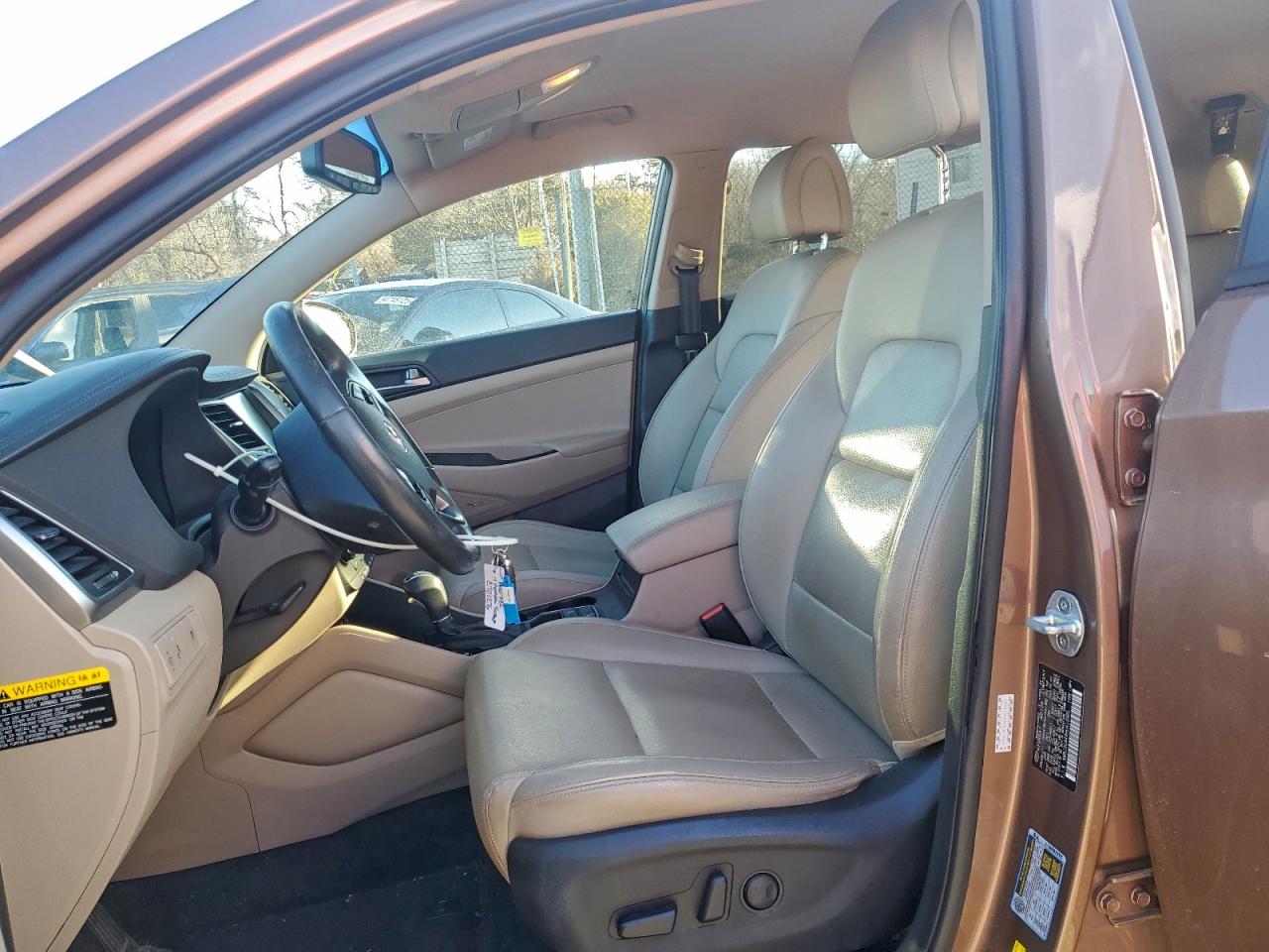 2017 Hyundai Tucson Limited VIN: KM8J3CA49HU413985 Lot: 96599765