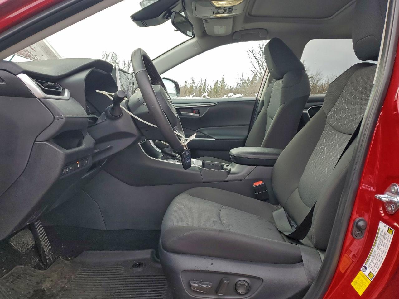 2025 Toyota Rav4 Xle VIN: 2T3P1RFVXSW526606 Lot: 94761165