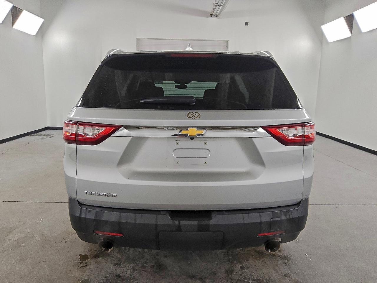 2019 Chevrolet Traverse Ls VIN: 1GNERFKW8KJ117085 Lot: 93862485