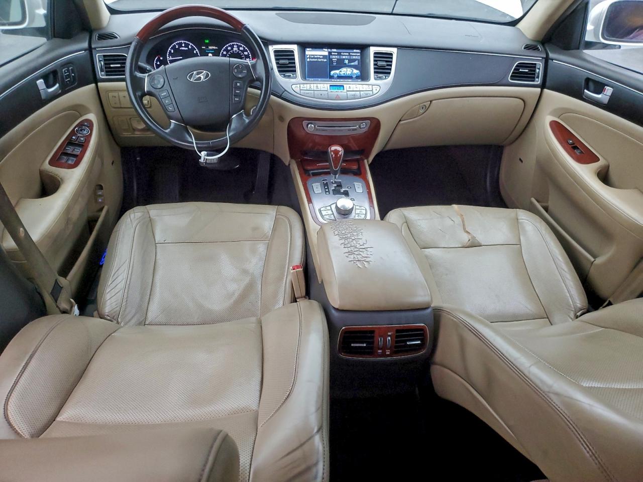 2012 Hyundai Genesis 5.0L VIN: KMHGC4DH3CU200165 Lot: 92070485