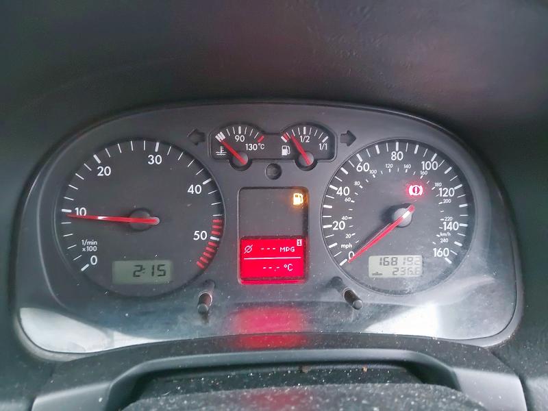 2002 VOLKSWAGEN GOLF 1.9 SE TDI 100 5DR