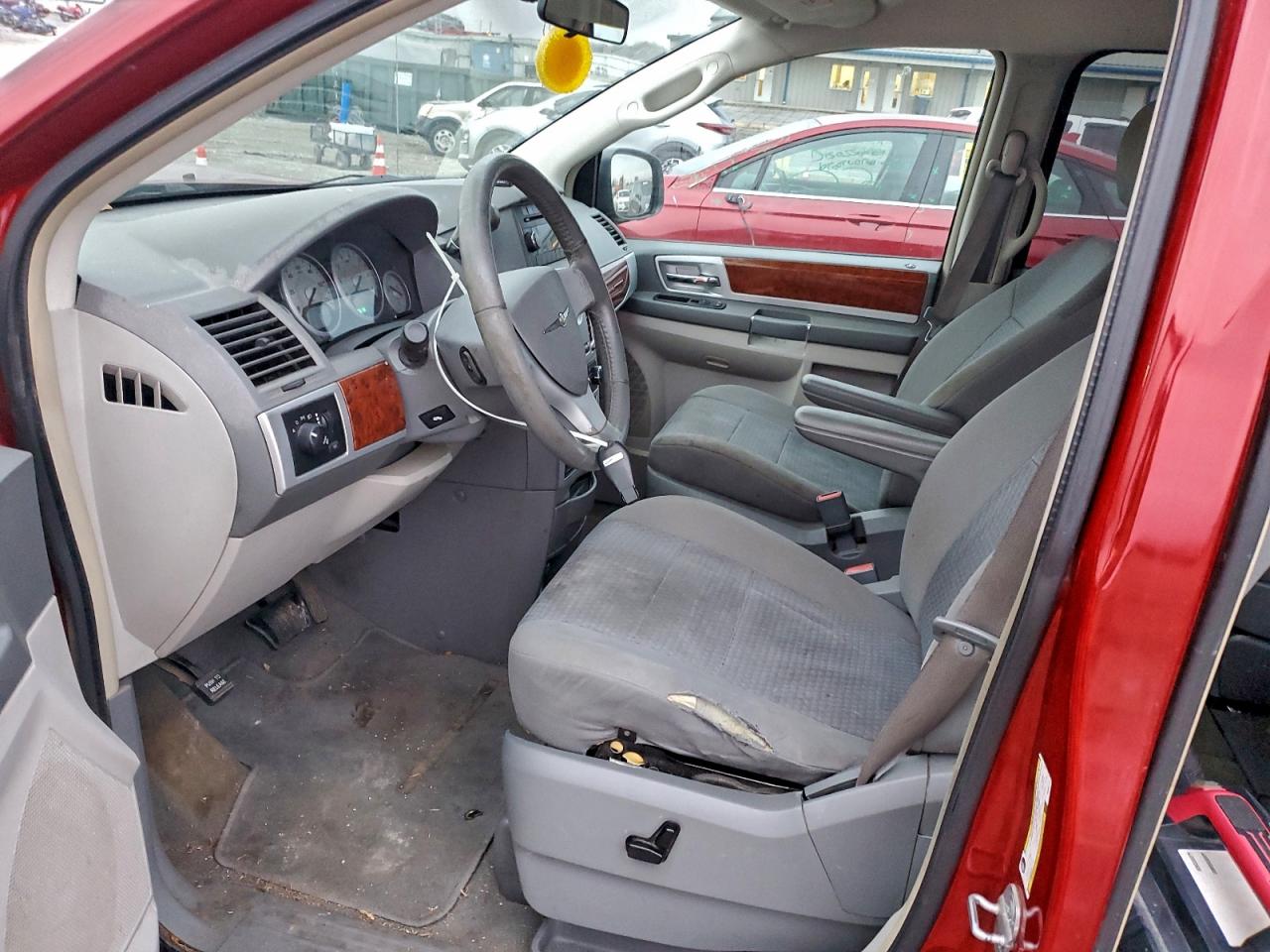 2009 Chrysler Town & Country Touring VIN: 2A8HR54199R552181 Lot: 94921505