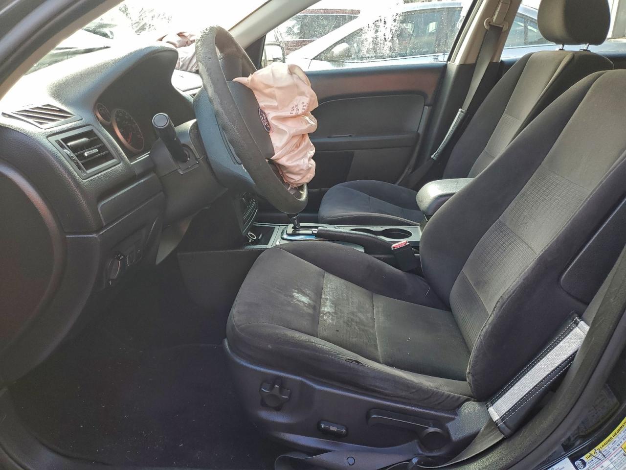 2008 Ford Fusion Se VIN: 3FAHP07128R243811 Lot: 95024405