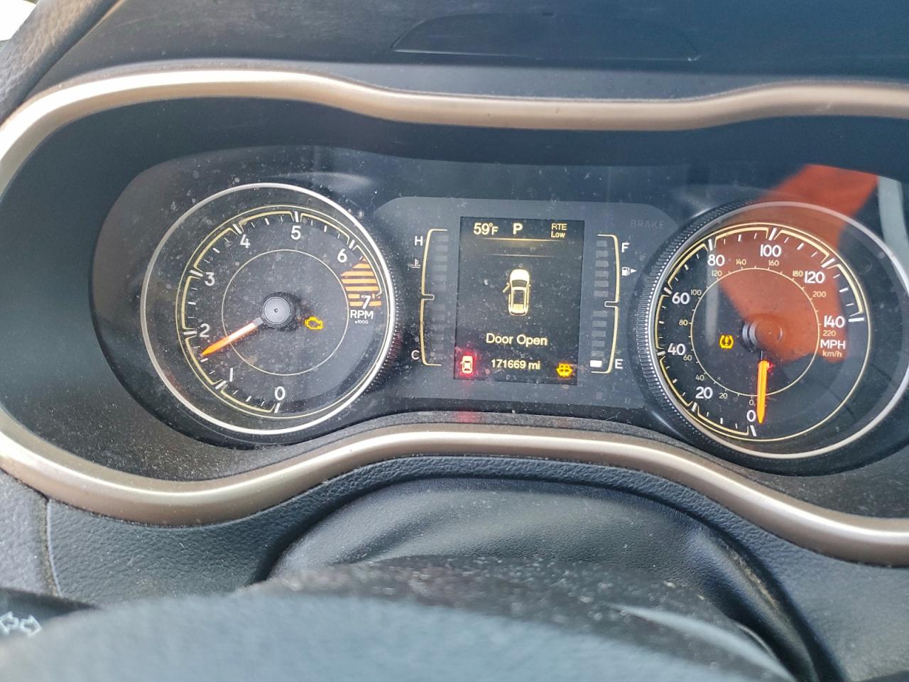 2017 Jeep Cherokee Sport VIN: 1C4PJLAB1HW558770 Lot: 98124875