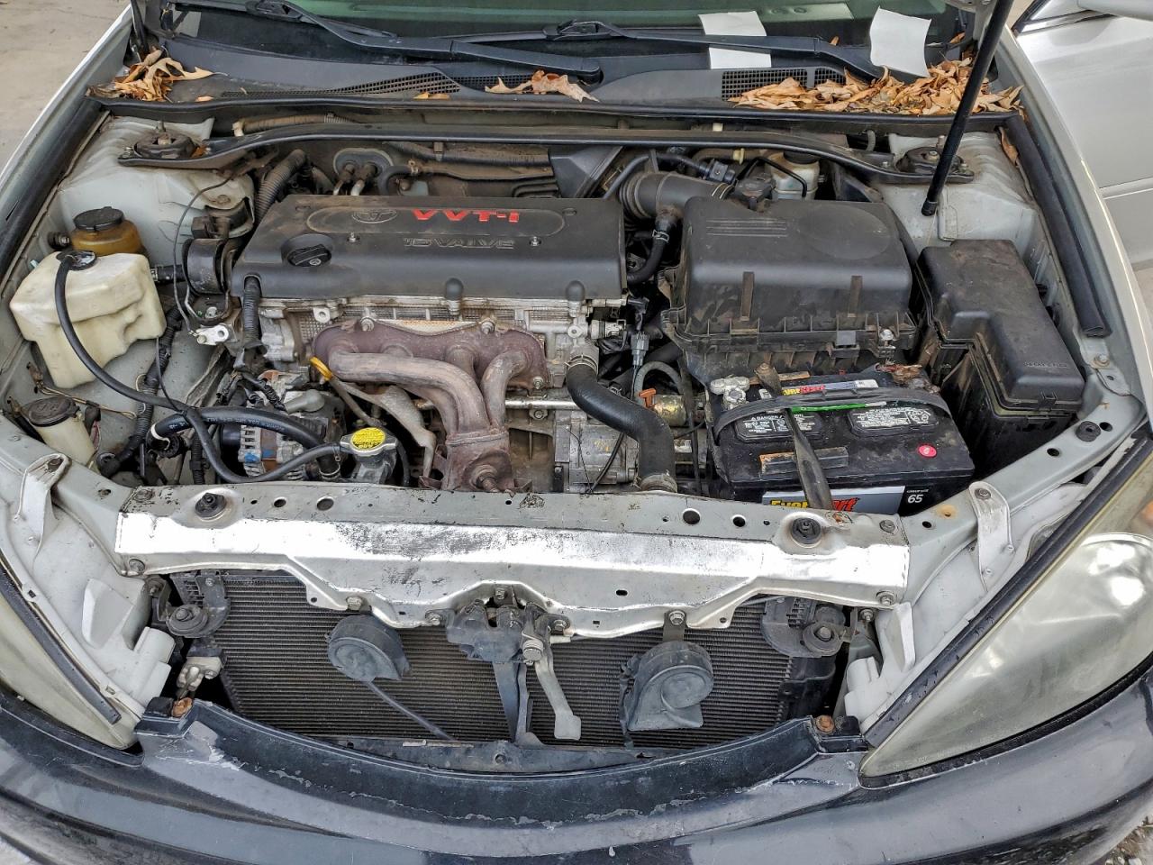 2004 Toyota Camry Le VIN: 4T1BE32K44U812986 Lot: 96518445