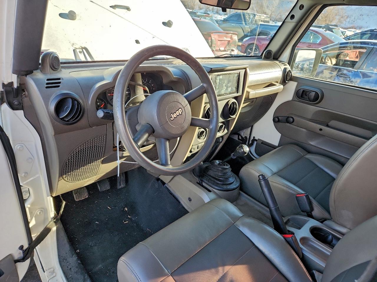 2009 Jeep Wrangler X VIN: 1J4FA24129L750690 Lot: 85445355