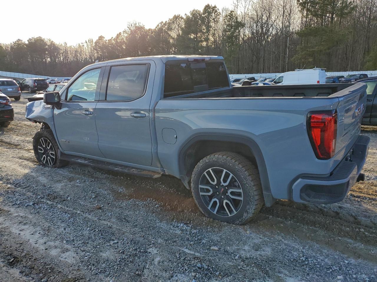 2024 GMC Sierra K1500 At4 VIN: 1GTUUEEL4RZ370303 Lot: 94738375