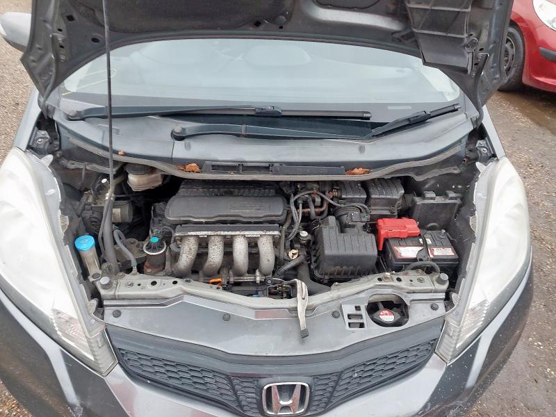 2011 HONDA JAZZ 1.4 I-VTEC ES 5DR CVT