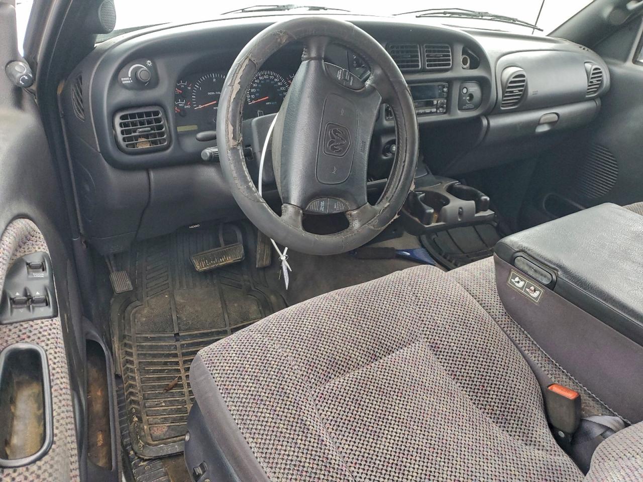 1998 Dodge Ram 3500 VIN: 1B7MC3363WJ173315 Lot: 94360985