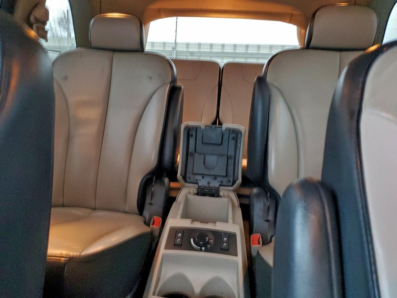 2006 Chrysler Pacifica Touring VIN: 2A4GM684X6R679667 Lot: 95574595