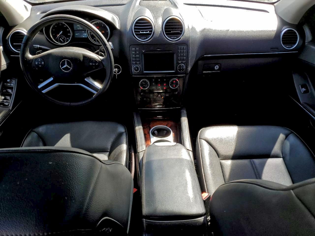 Фото: 4JGBF2FE6AA535704