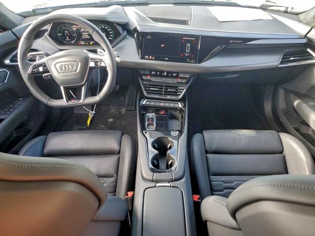  AUDI RS E-TRON 2024 Szary