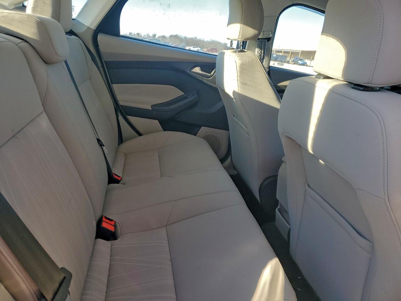 2015 Ford Focus Se VIN: 1FADP3F29FL208821 Lot: 97137425